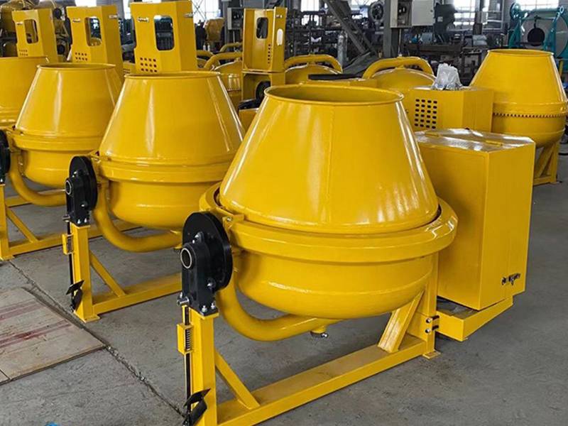 Máy trộn bê tông mini di động CM350