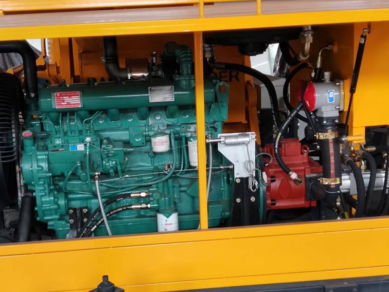 Máy bơm trộn bê tông chạy bằng dầu diesel JBS30R