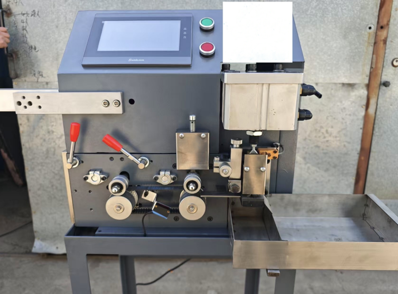 Máy cắt gân bế tự động GB-1000