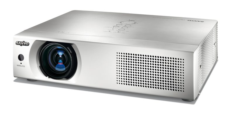 Máy chiếu Sanyo PLC-XU115