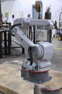 Robot hàn Motoman HP6