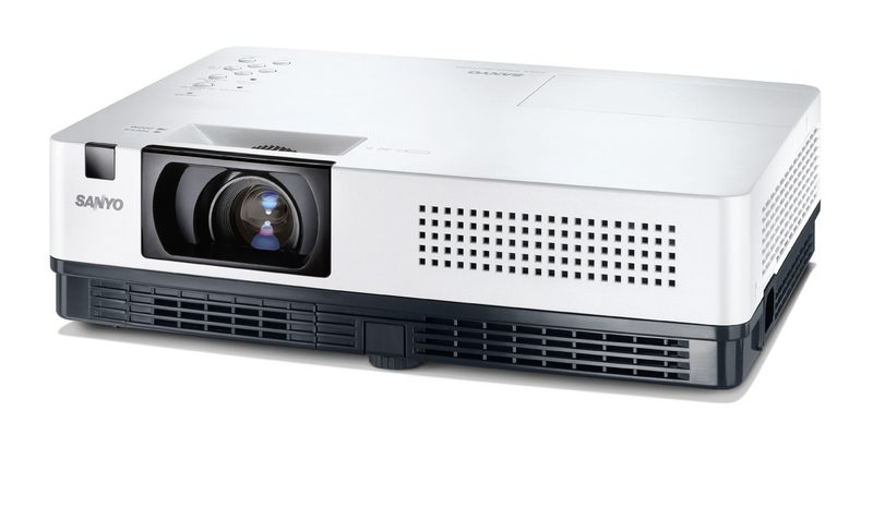 Máy chiếu Sanyo PLC-XR201