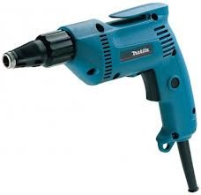 Máy vặn vít Makita 6802BV