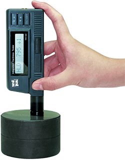 Máy đo độ cứng cầm tay TH130
