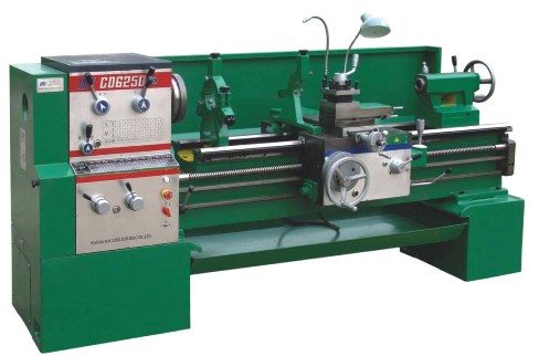 Máy tiện ren vít vạn năng CD6250