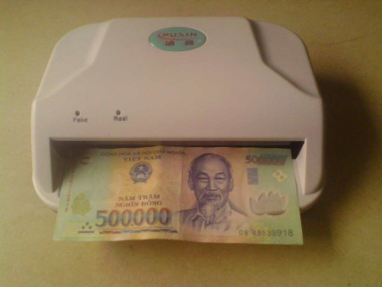 Máy soi tiền HT - 002