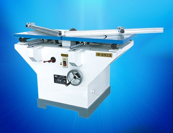 Máy cưa đĩa hai bàn trượt MJ243D