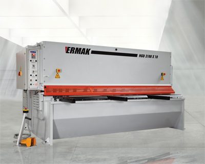 Máy cắt tôn thủy lực HGD 3100-6