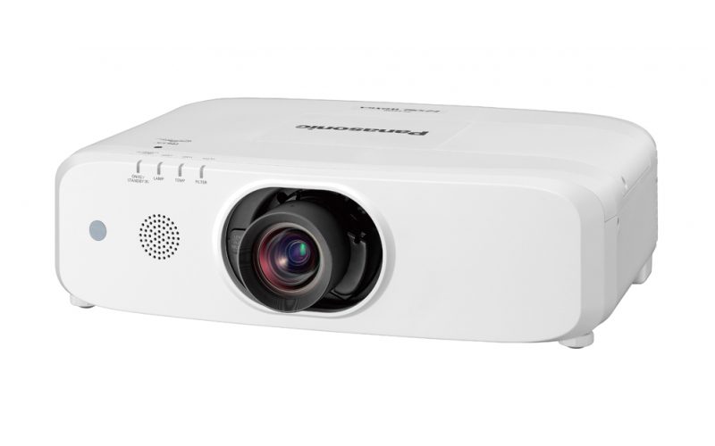Máy chiếu Panasonic PT-EZ590E
