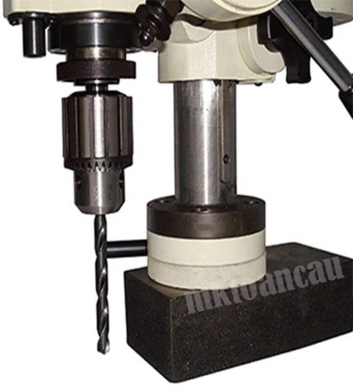 Máy khoan từ dùng điện 3 pha MTM16