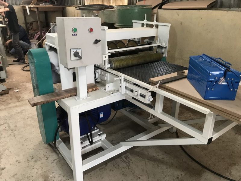 Máy Cưa Rong Nhiều Lưỡi MJ-400