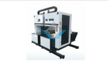 Máy Bó Thùng Carton Tự Động DY-1300