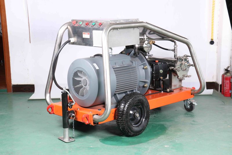 Máy rửa xe , làm sạch cao áp KN23700
