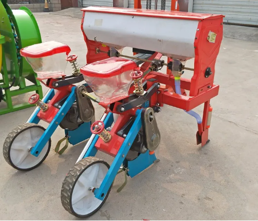 Máy gieo ngô đậu hai hàng SCM bằng máy cày