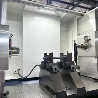Trung tâm gia công CNC nằm ngang Q1319