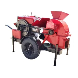 Máy Băm Gỗ 2T Bệ Kéo 