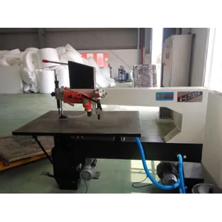 Máy cưa khuôn bế J1200B